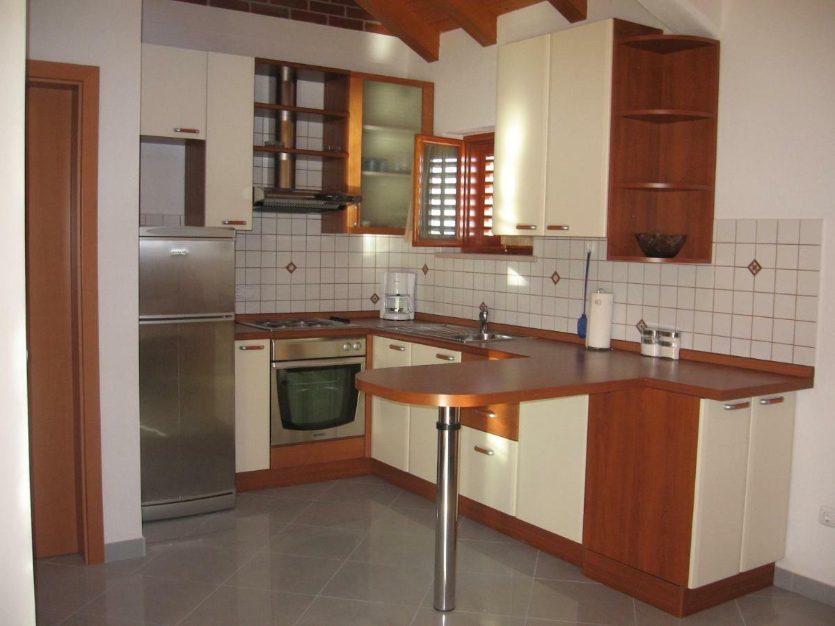 Apartment With Splendid Sea View Trogir Ngoại thất bức ảnh