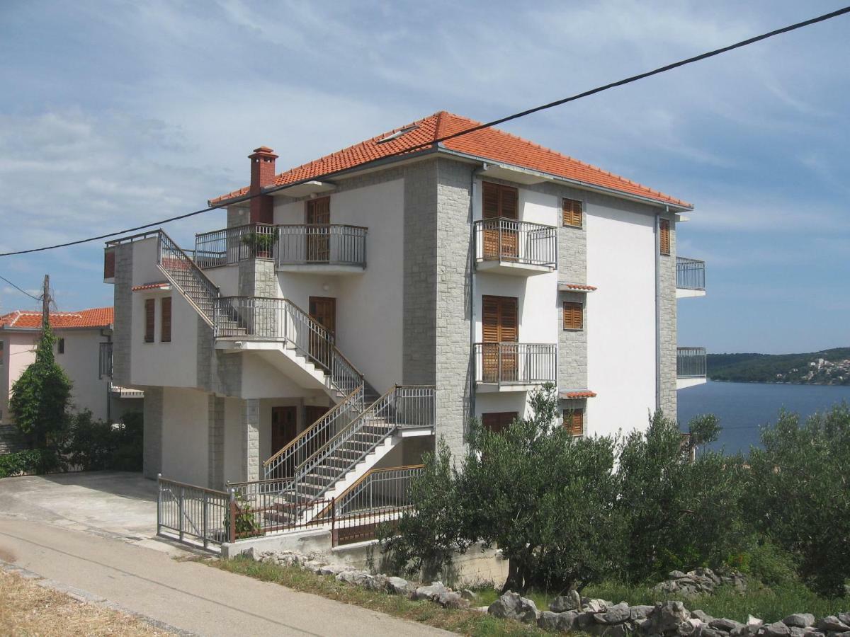 Apartment With Splendid Sea View Trogir Ngoại thất bức ảnh