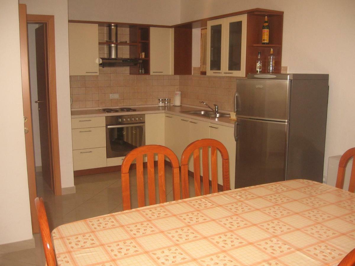 Apartment With Splendid Sea View Trogir Ngoại thất bức ảnh